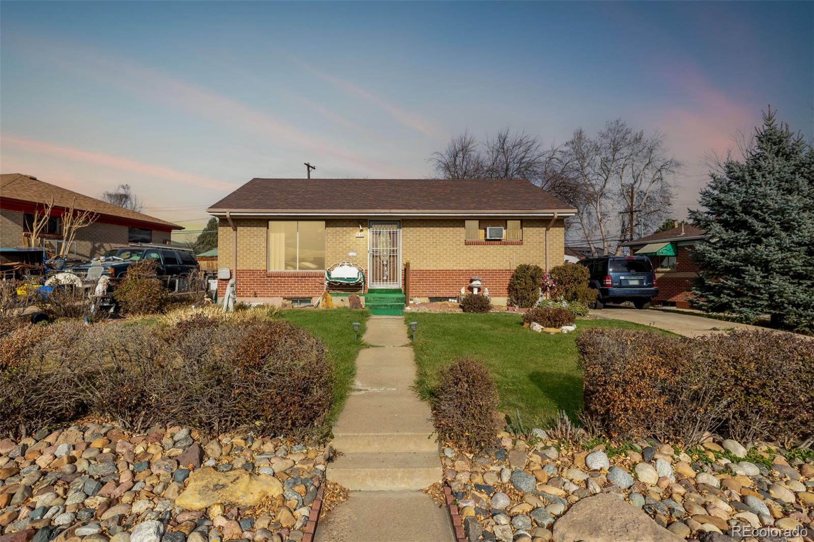 Perl Mack Denver Home | MLS #: 43183571665  Elmwood Lane, Denver Beds: 3 Baths: 2 Price: $410,000