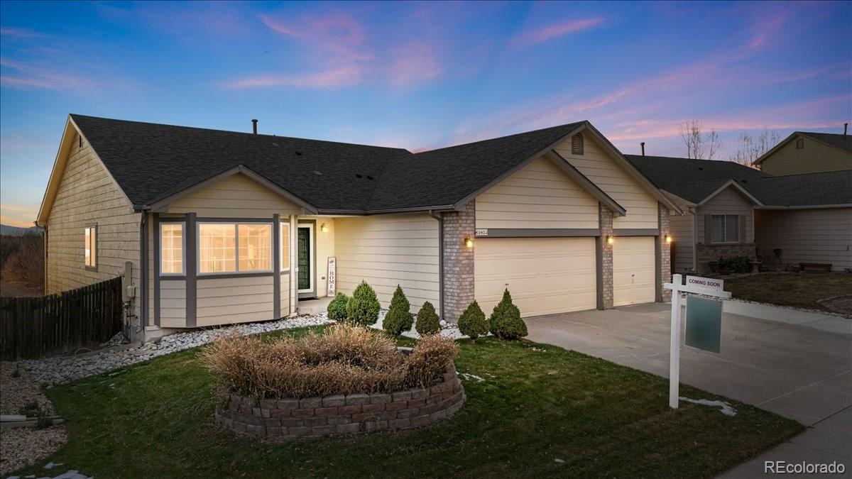 Fox Hill Centennial Home | MLS #: 450495319423 E Tufts Circle, Centennial Beds: 6 Baths: 3 Price: $630,000