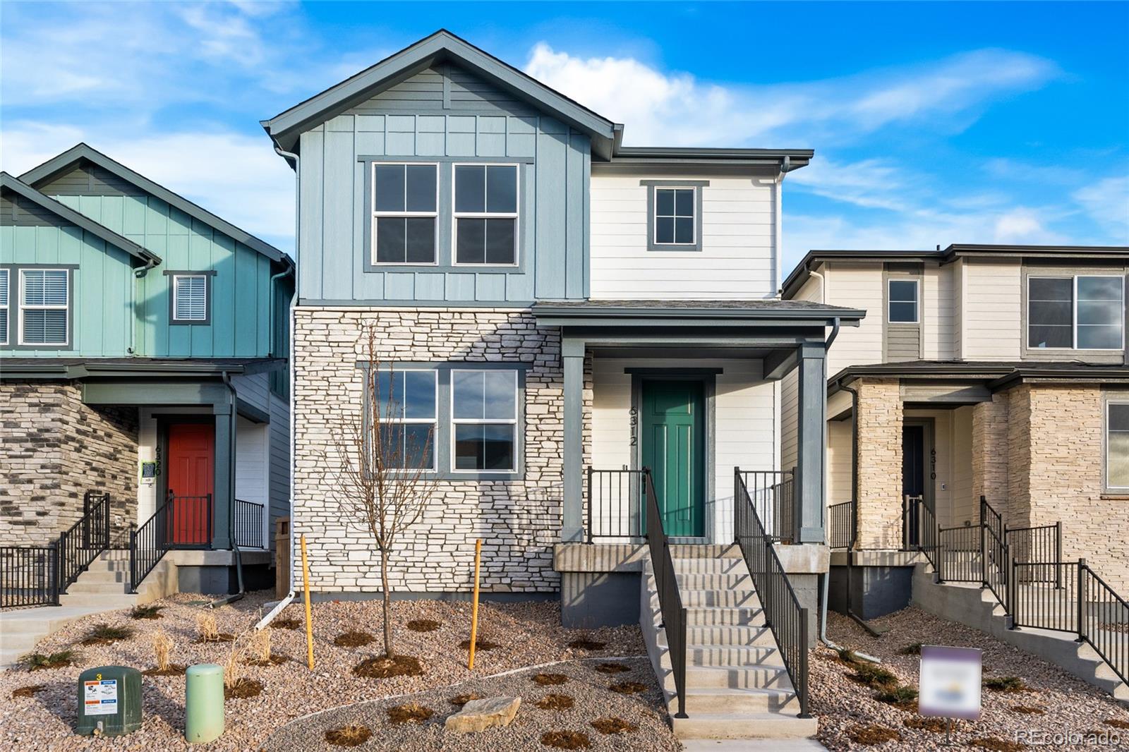Painted Prairie Aurora Home | MLS #: 16824426312 N Malaya Street, Aurora Beds: 3 Baths: 3 Price: $449,990