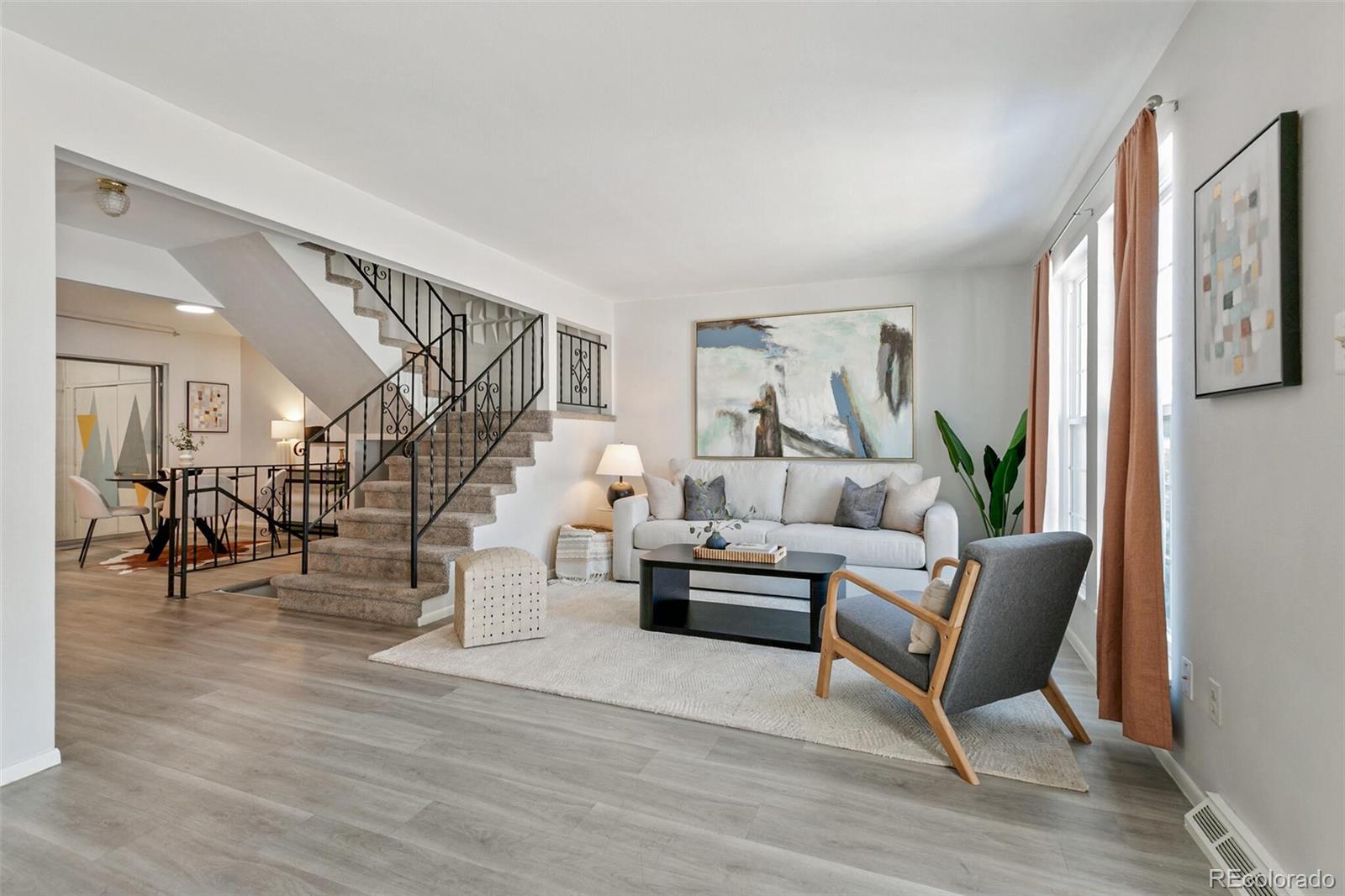  Aurora Condo / Townhome | MLS #: 7194601143  Oakland Court , Aurora Beds: 2 Baths: 3 Price: $320,000