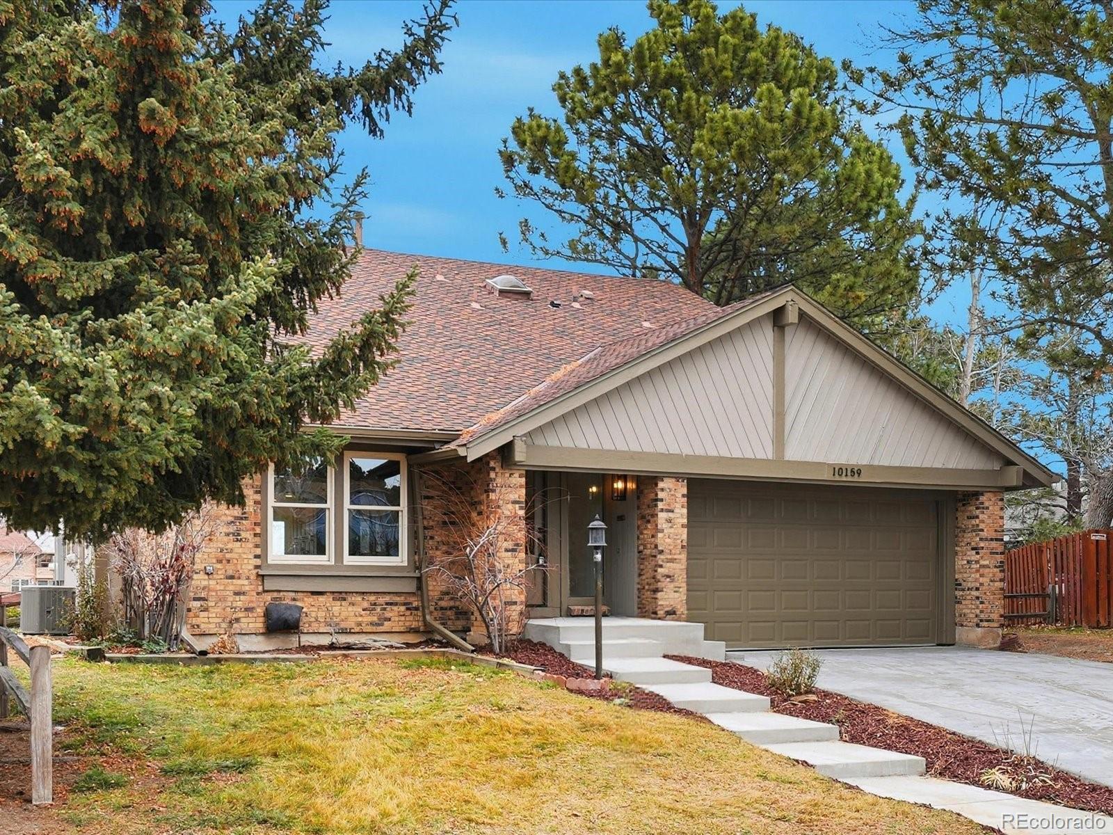 10159 e fair circle, Englewood sold home. Closed on 2026-01-16 for $1,208,000.