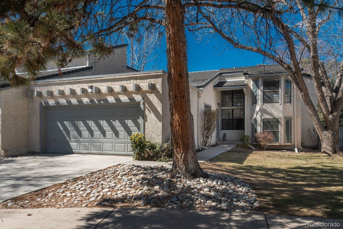 Indian Creek Denver Home | MLS #: 32448791615 S Syracuse Street, Denver Beds: 3 Baths: 2 Price: $520,000