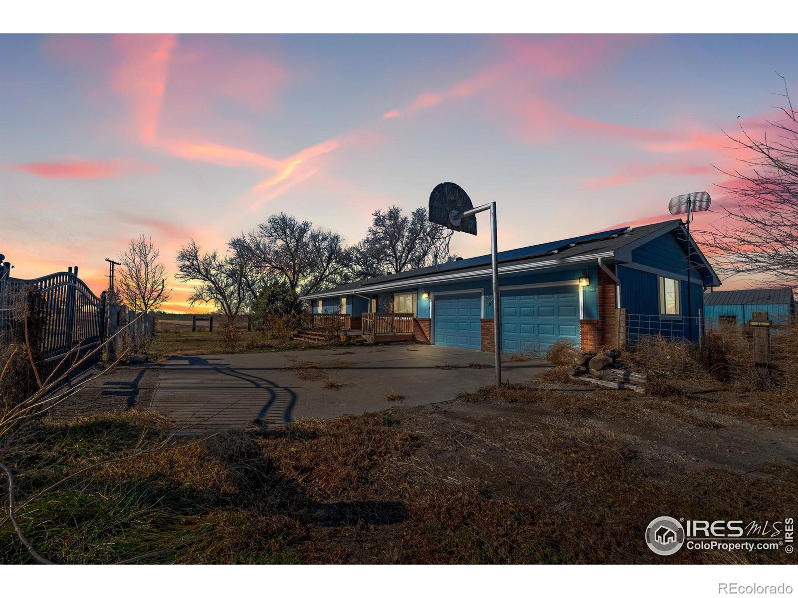 12025 us highway 6 , Hillrose sold home. Closed on 2026-04-01 for $440,000.