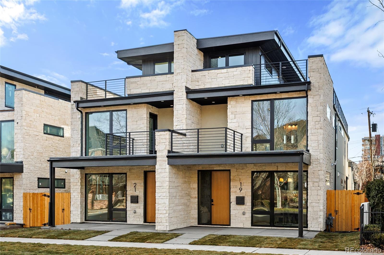 19 s jackson street, Denver sold home. Closed on 2026-03-23 for $2,110,000.