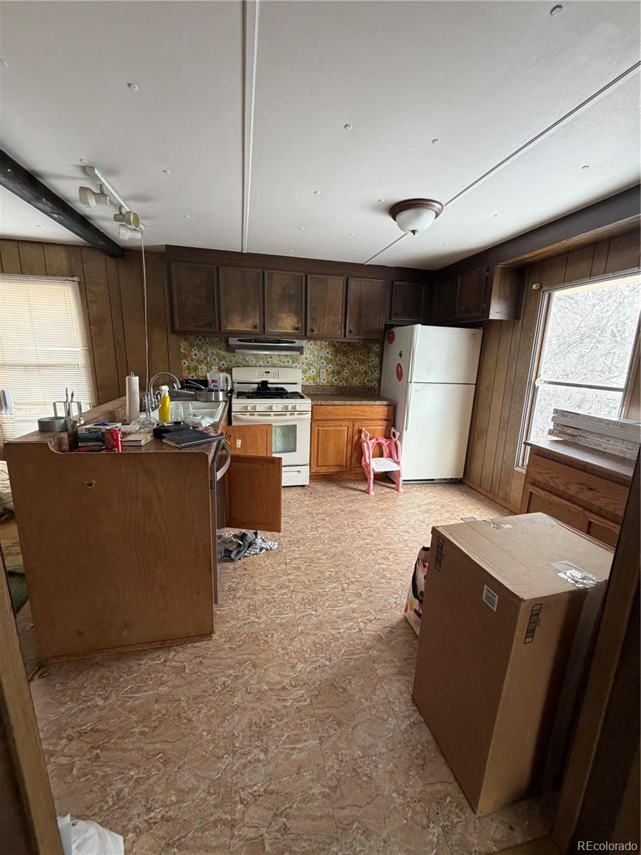 Spacious Living Lochbuie Home | MLS #: 3485721327  Cherry Street, Lochbuie Beds: 3 Baths: 2 Price: $165,000