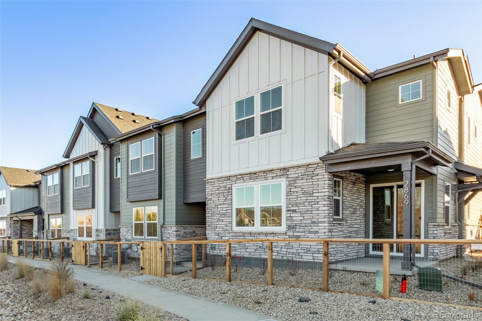  Thornton Condo / Townhome | MLS #: 65551942879 E 103rd Drive , Thornton Beds: 3 Baths: 3 Price: $405,900