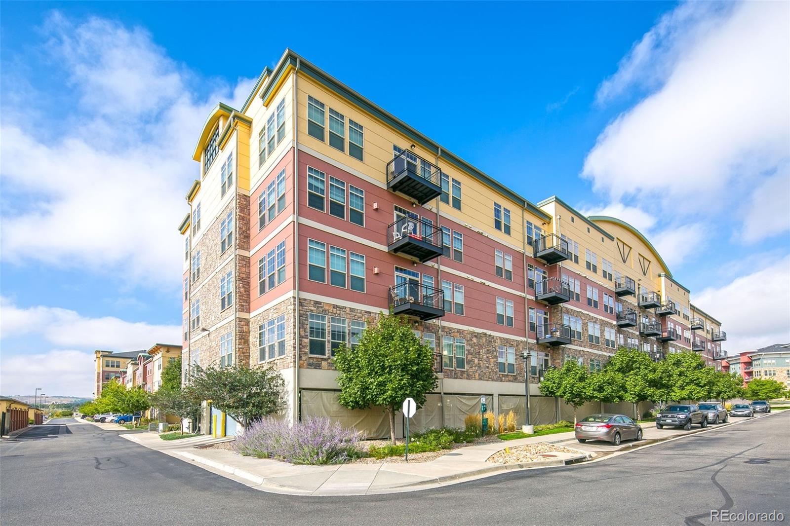  Broomfield Condo / Townhome | MLS #: 351976713456  Via Varra  118, Broomfield Beds: 2 Baths: 2 Price: $365,000