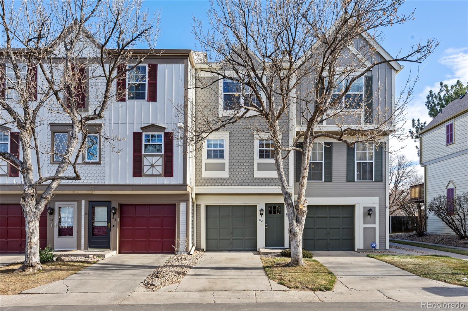 1811 s quebec way, Denver sold home. Closed on 2026-01-30 for $341,000.