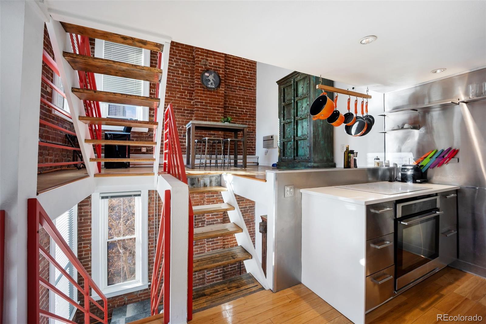 2193  arapahoe street, Denver sold home. Closed on 2026-02-17 for $281,000.