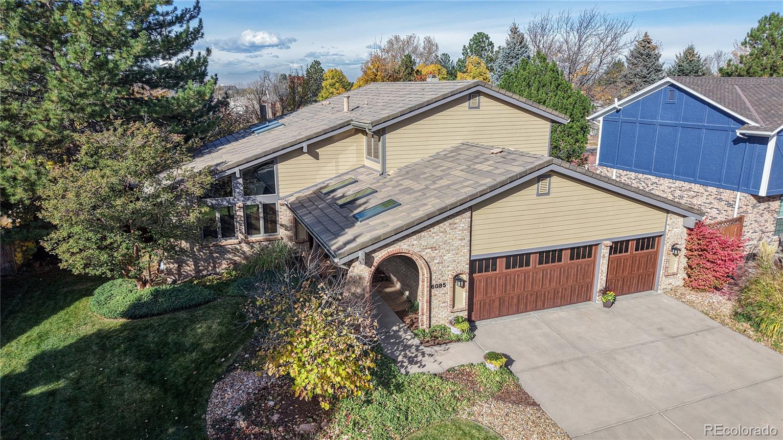 Cherry Creek Vista Englewood Home | MLS #: 21333326085 S Iola Way, Englewood Beds: 4 Baths: 3 Price: $925,000