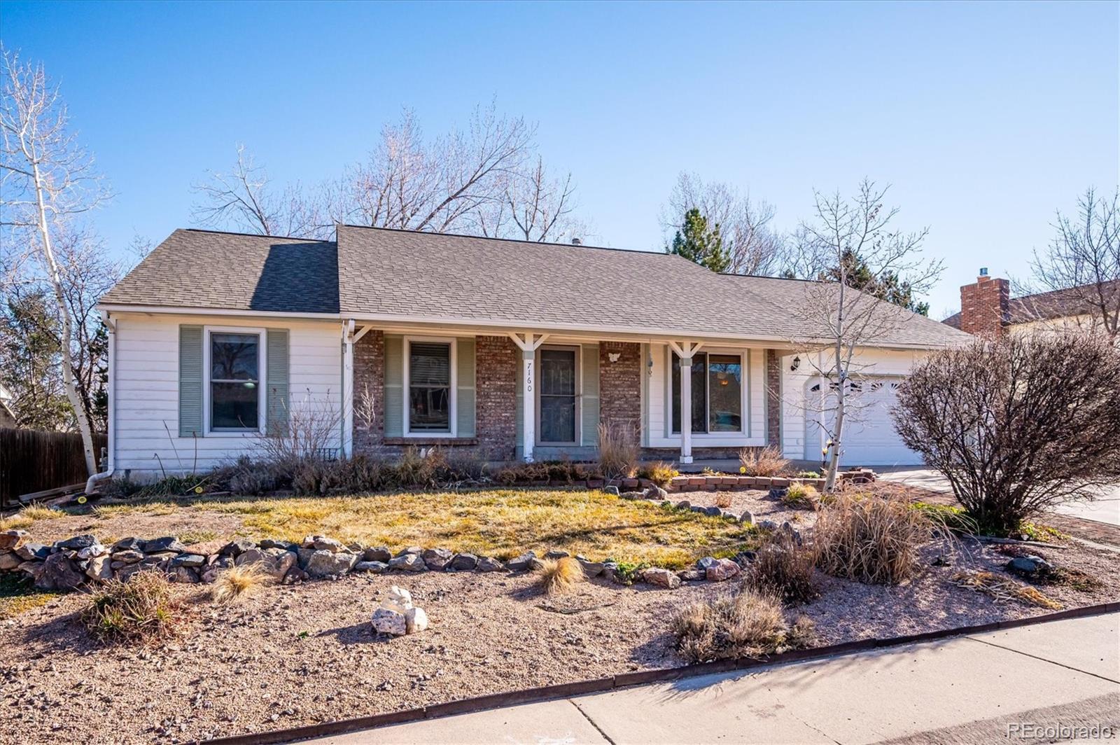 7160 s lewis street, Littleton sold home. Closed on 2026-02-19 for $594,000.