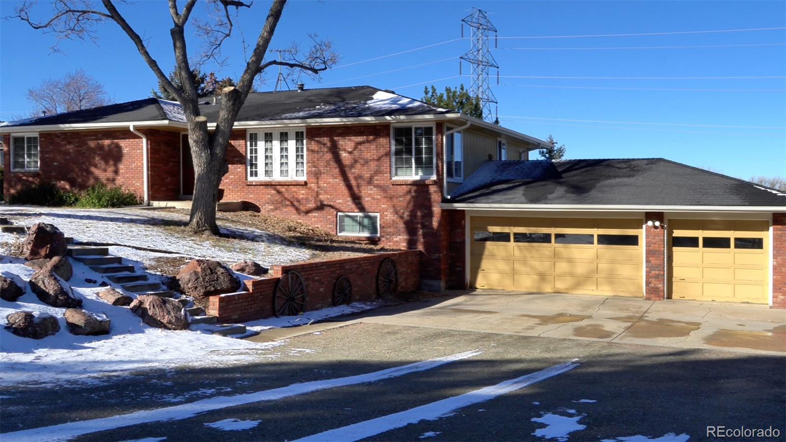 Table Mountain Golden Home | MLS #: 330460817259 W 57th Place, Golden Beds: 5 Baths: 4 Price: $1,000,000
