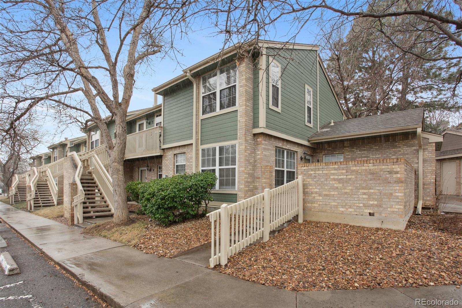 Otero Ridge Centennial Condo / Townhome | MLS #: 72346252726 E Otero Place 8, Centennial Beds: 3 Baths: 2 Price: $347,000