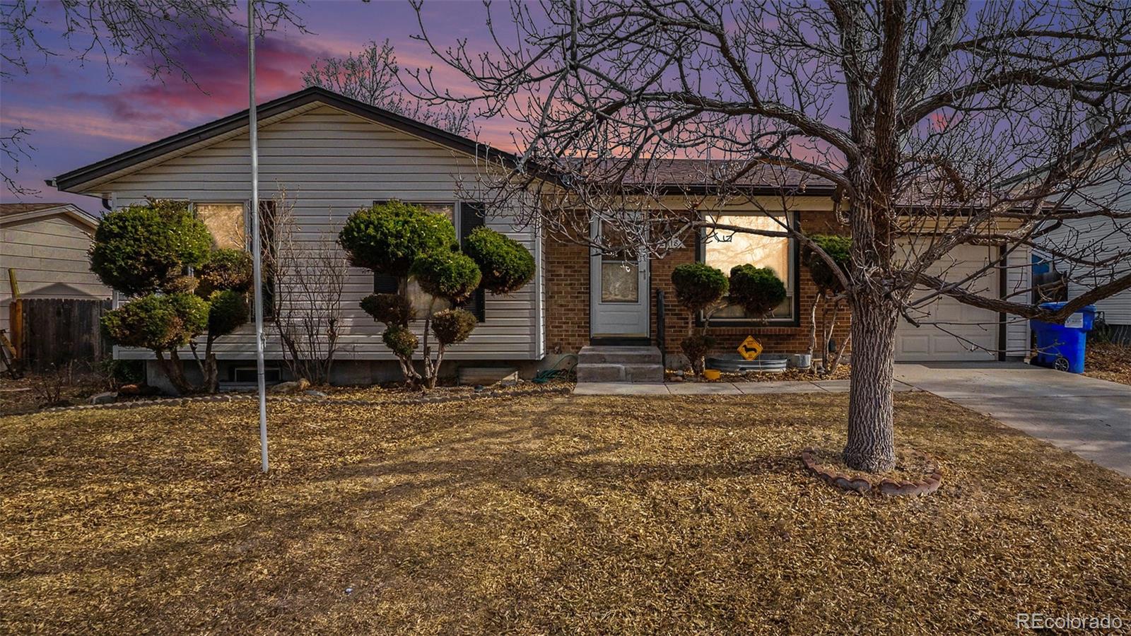 Kingsborough Aurora Home | MLS #: 19708812618 S Lewiston Street, Aurora Beds: 4 Baths: 2 Price: $399,999
