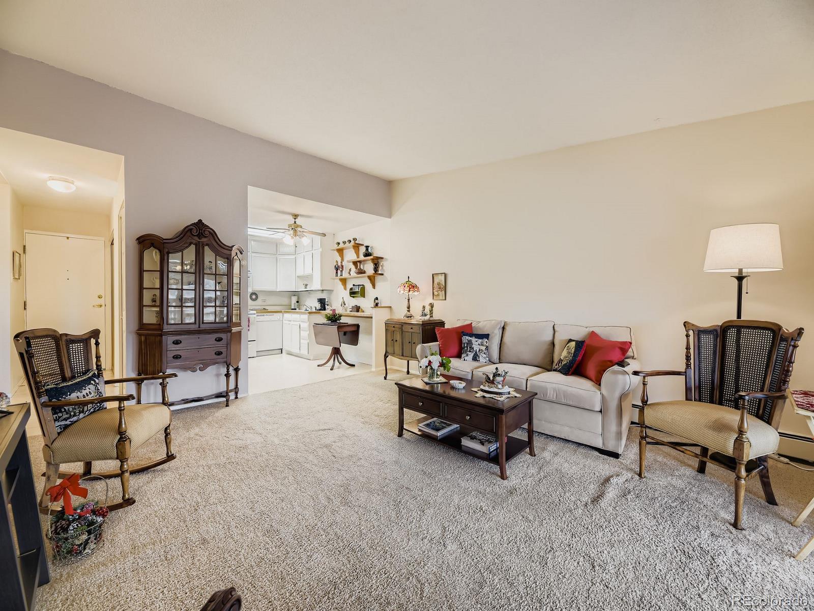 Dsw Denver Condo / Townhome | MLS #: 9403755700 S Alton Way 7D, Denver Beds: 1 Baths: 1 Price: $160,000