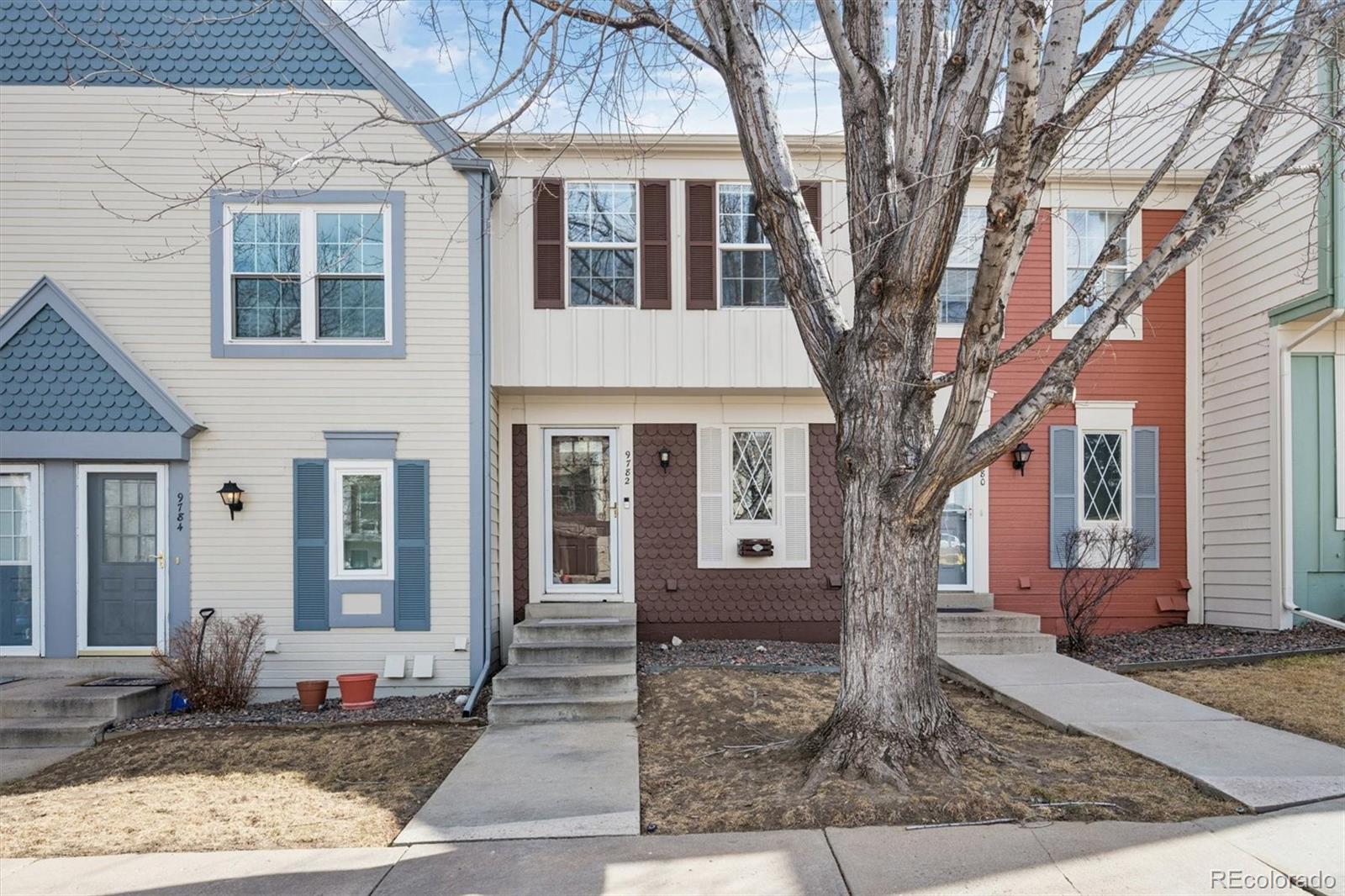 9782 w cornell place, Lakewood sold home. Closed on 2026-04-21 for $339,900.