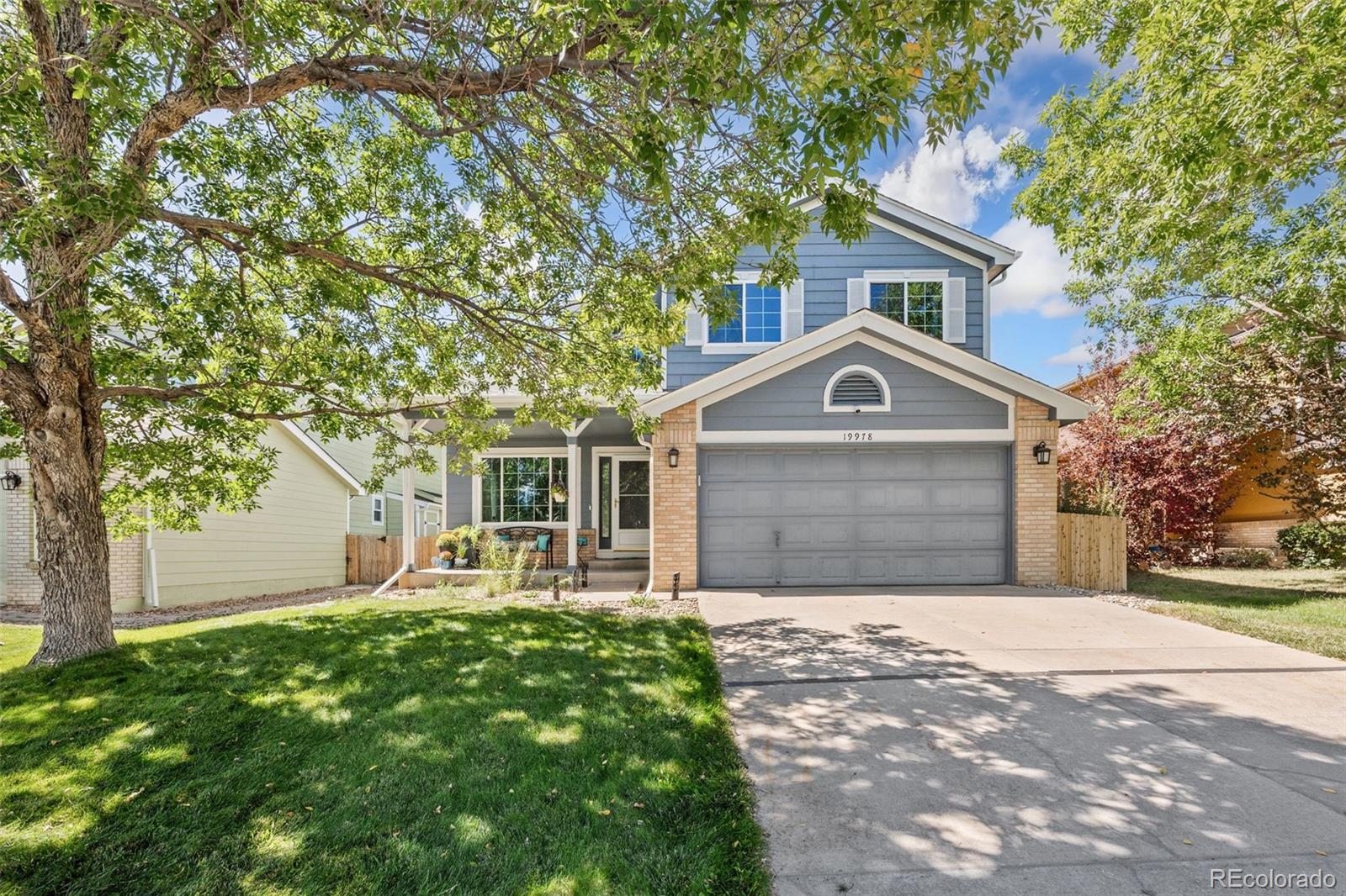 Smoky Hill Centennial Home | MLS #: 600445619978 E Garden Drive, Centennial Beds: 3 Baths: 3 Price: $579,900