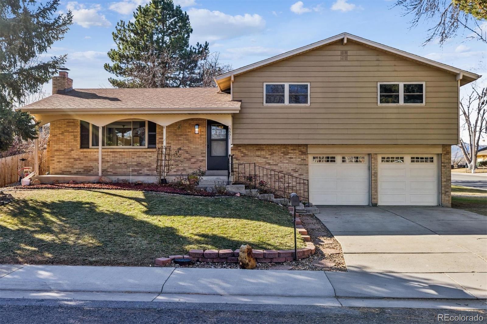 Woodland Valley Arvada Home | MLS #: 36700716891  Wright Court, Arvada Beds: 4 Baths: 3 Price: $584,599