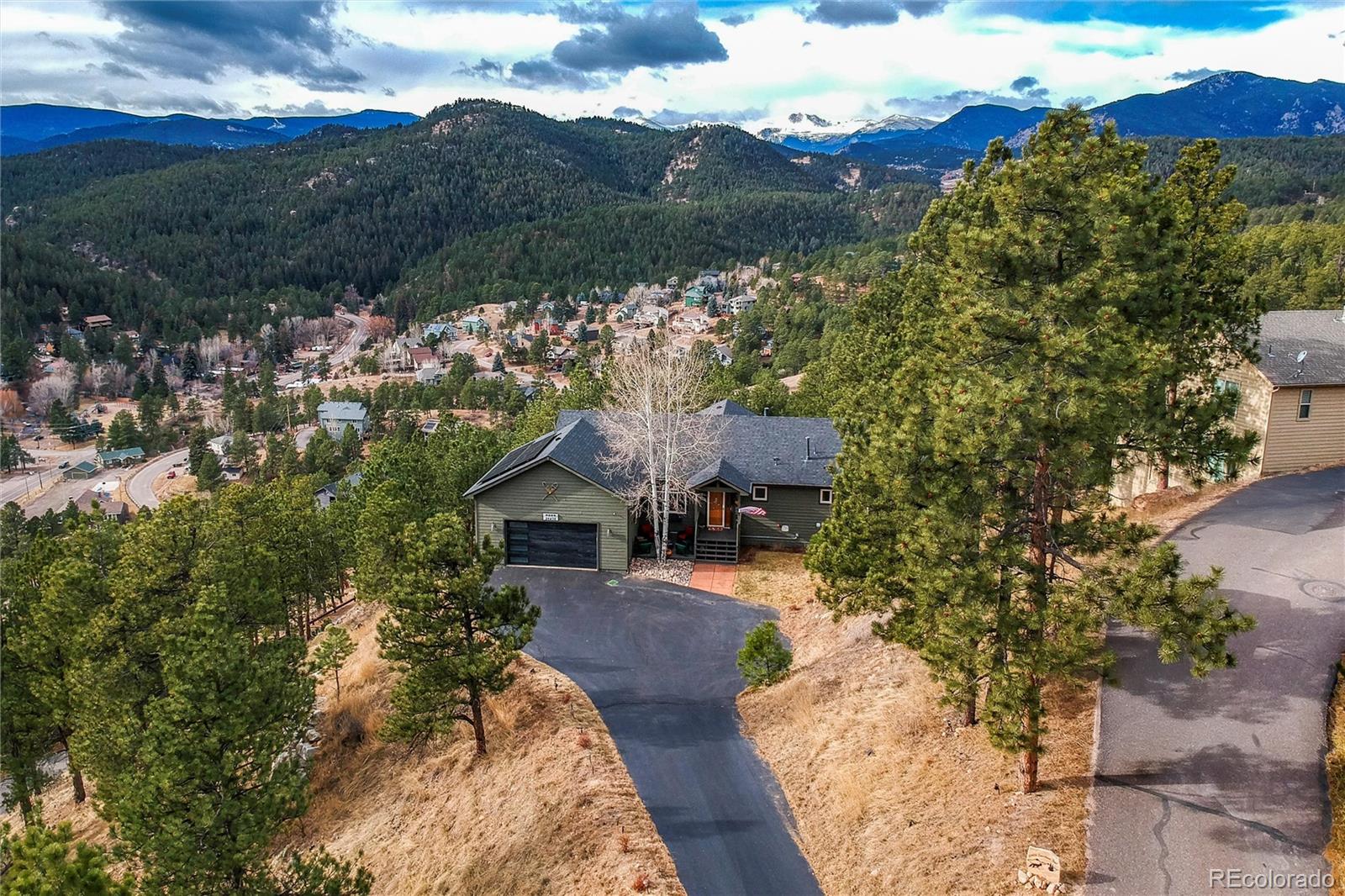  Evergreen Home | MLS #: 201680026436  Sweetbriar Trail, Evergreen Beds: 4 Baths: 3 Price: $1,065,000