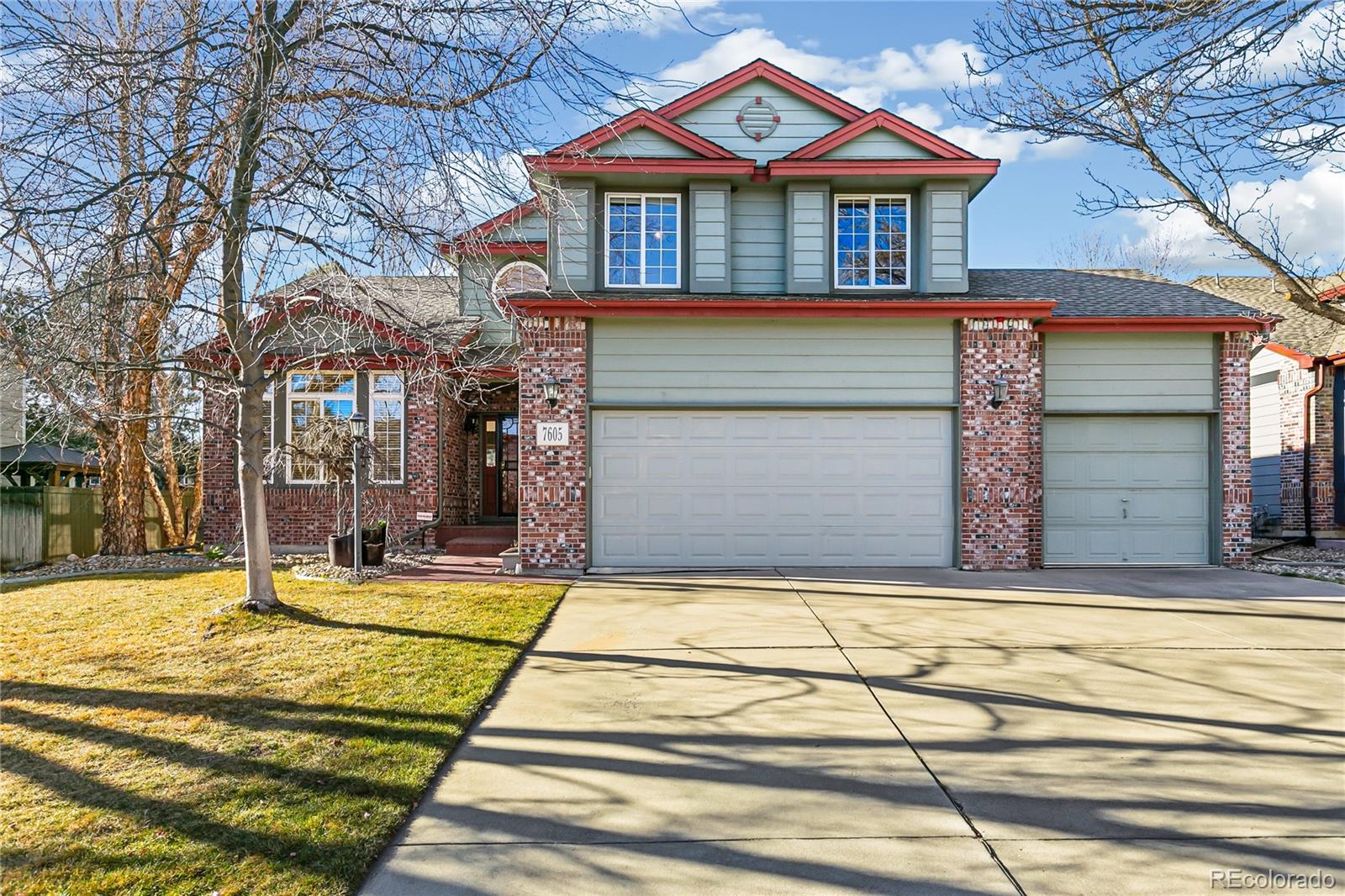 Overlook At Platte Valley Littleton Home | MLS #: 20612167605 S Platteview Drive, Littleton Beds: 4 Baths: 3 Price: $900,000