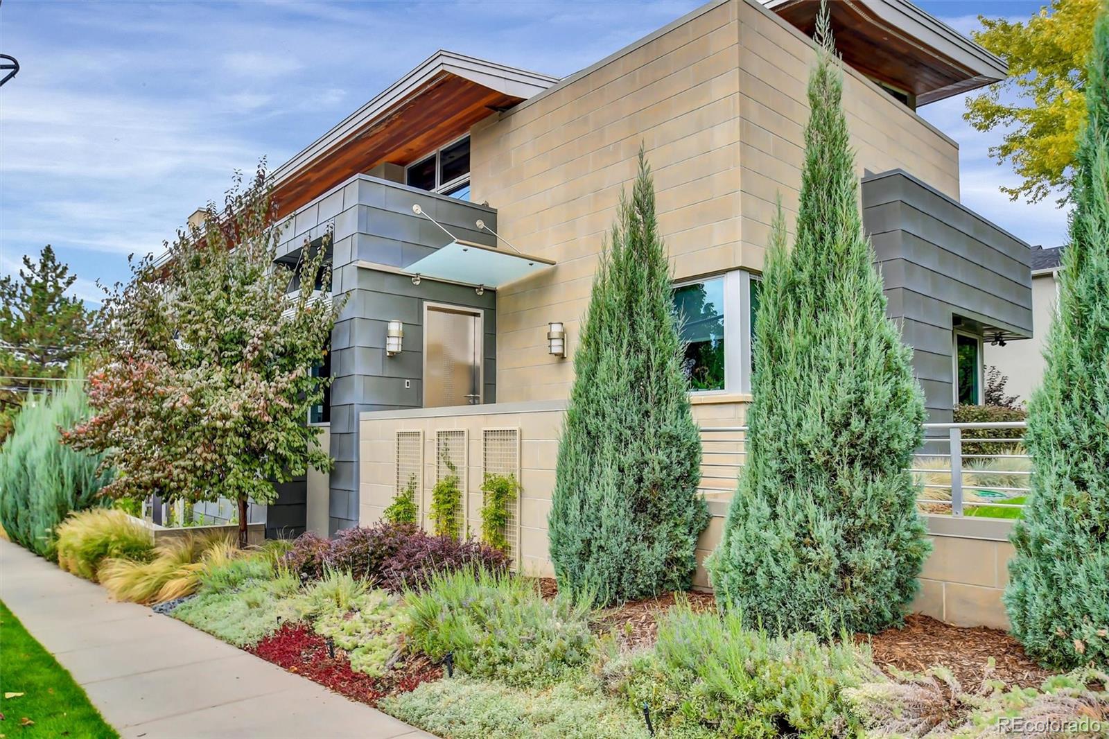 301 monroe street, Denver sold home. Closed on 2026-08-21 for $4,125,000.