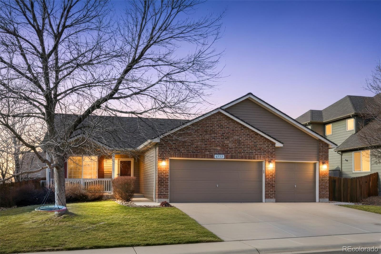 Sagebrush Firestone Home | MLS #: 15623536737  Thistle Ridge Avenue, Firestone Beds: 5 Baths: 4 Price: $668,000