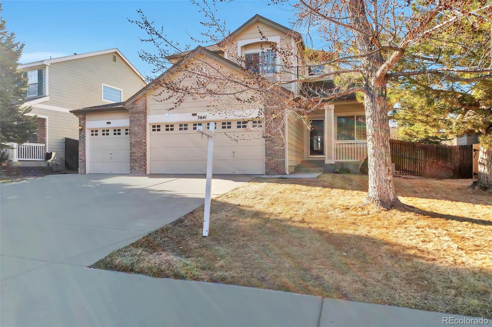 Saddle Rock Aurora Home | MLS #: 45564175641 S Yakima Way, Aurora Beds: 5 Baths: 3 Price: $589,000