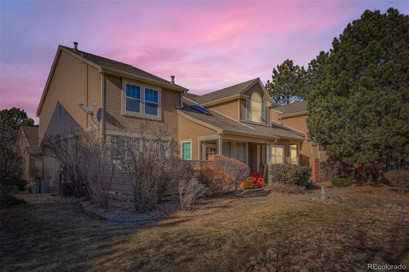 Pier Point Aurora Condo / Townhome | MLS #: 93220064046 S Abilene Circle B, Aurora Beds: 2 Baths: 3 Price: $429,900