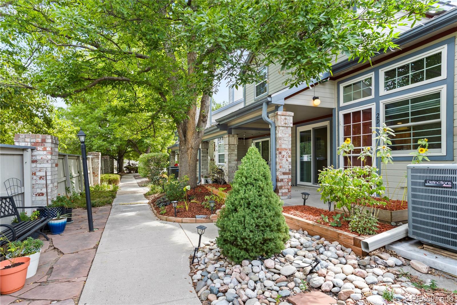 Cameron At The Lake Denver Condo / Townhome | MLS #: 22444944301 S Pierce Street 2D, Denver Beds: 2 Baths: 3 Price: $425,000