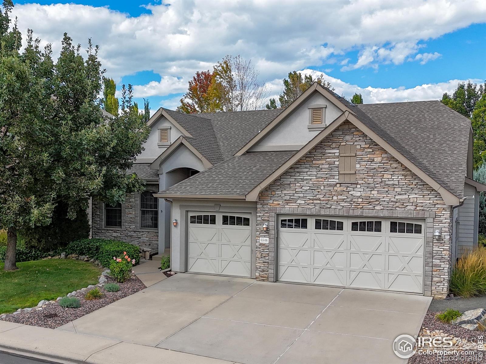 Highland Meadows Golf Course Windsor Home | MLS #: 45678910491996546  Royal Country Down Drive, Windsor Beds: 3 Baths: 3 Price: $760,000