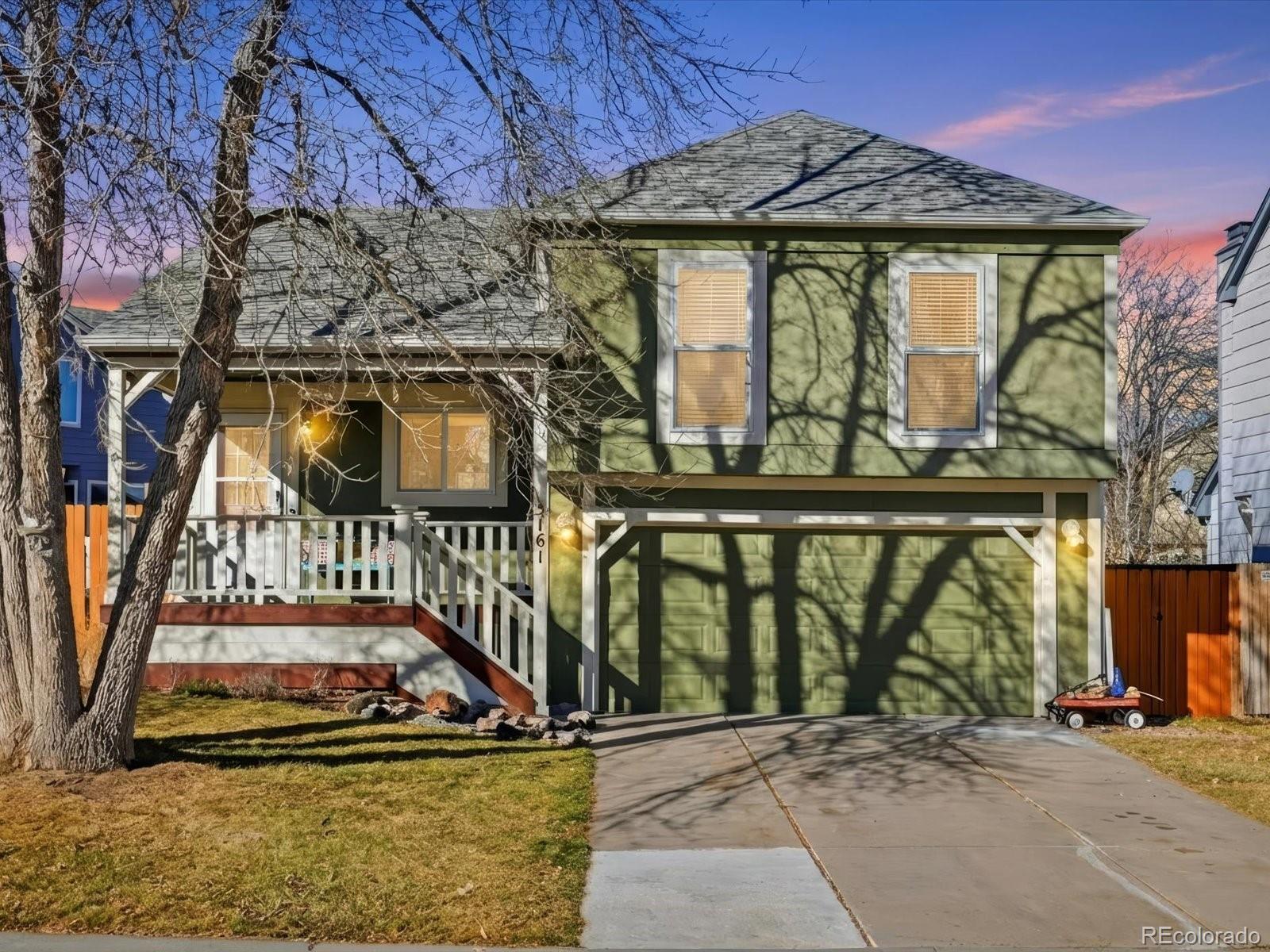 Founders Village Castle Rock Home | MLS #: 74576695161 E Kensington Avenue, Castle Rock Beds: 3 Baths: 2 Price: $470,000