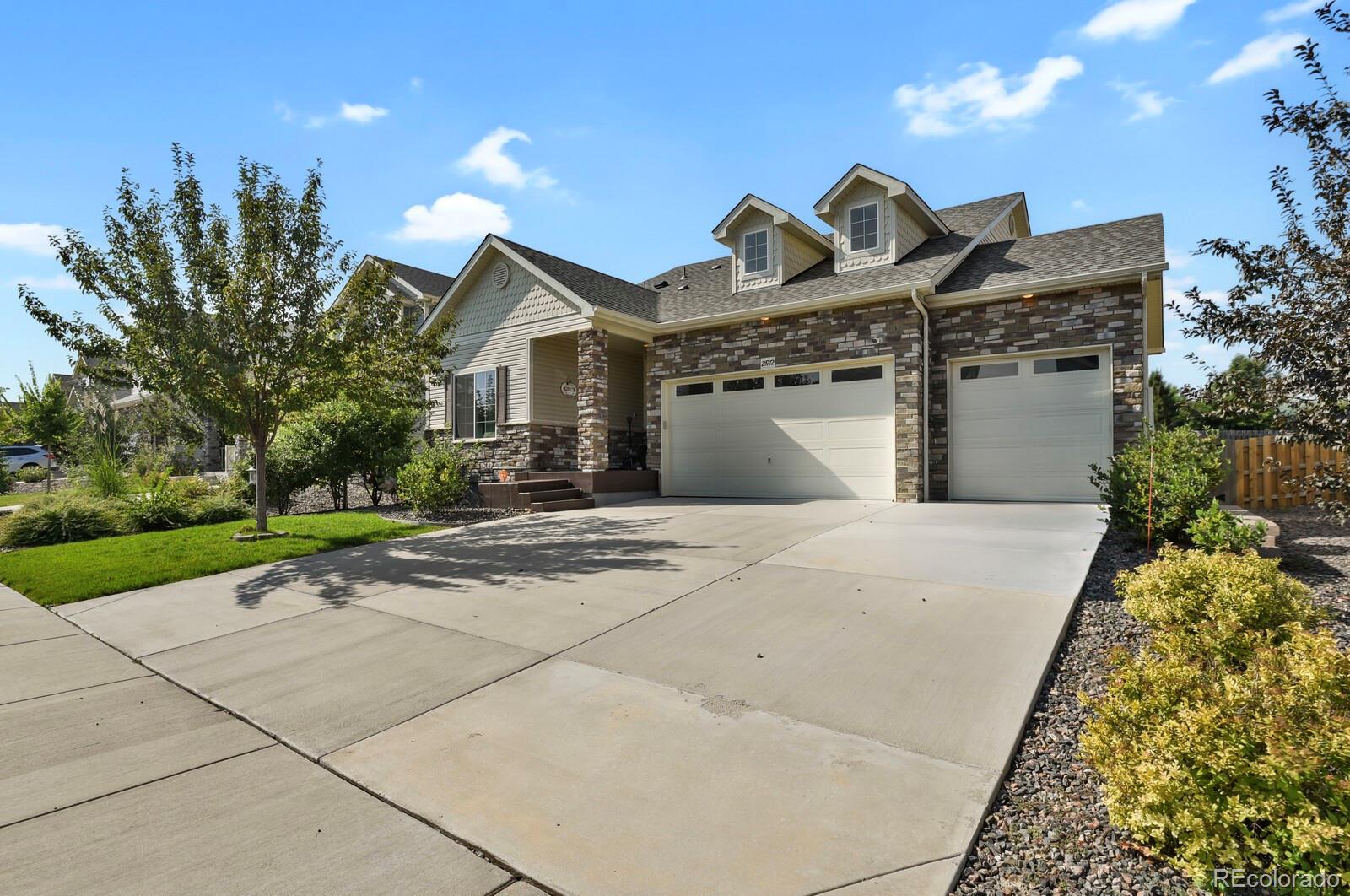 Adonea Aurora Home | MLS #: 231709525972 E Archer Drive, Aurora Beds: 4 Baths: 4 Price: $640,000