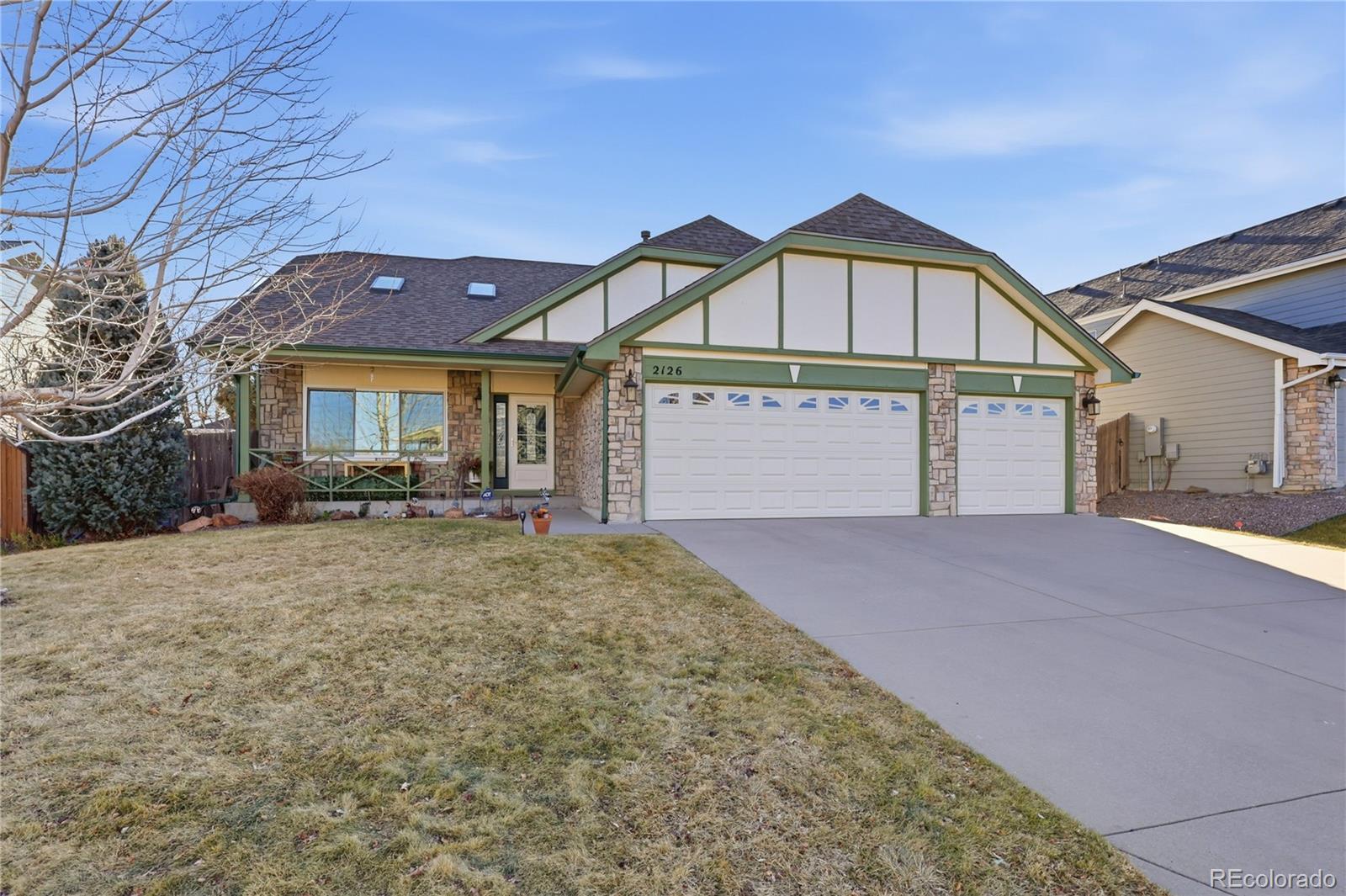 2126 s espana street, Aurora sold home. Closed on 2026-03-20 for $530,000.