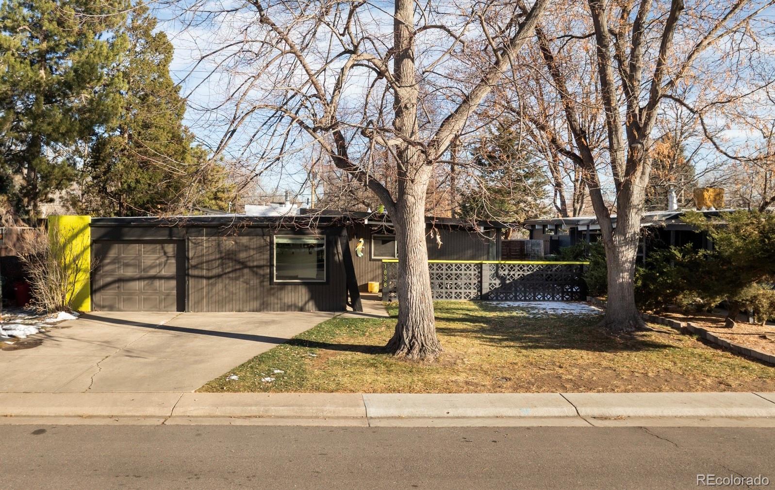 Lynwood Denver Home | MLS #: 19564611838 S Jasmine Street, Denver Beds: 4 Baths: 2 Price: $945,000