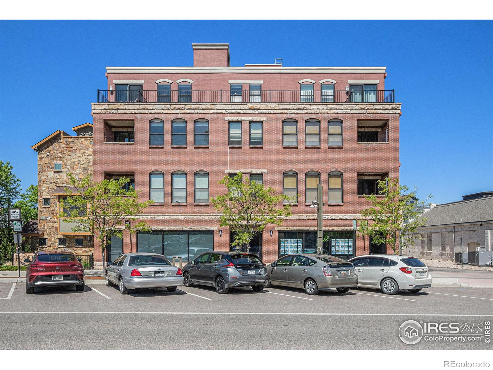 220  willow street, Fort Collins sold home. Closed on 2026-05-15 for $485,000.