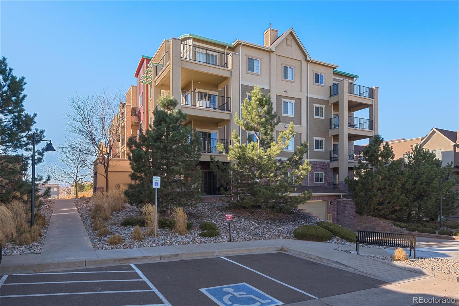  Highlands Ranch Condo / Townhome | MLS #: 41377331162  Rockhurst Drive 307, Highlands Ranch Beds: 2 Baths: 2 Price: $415,000