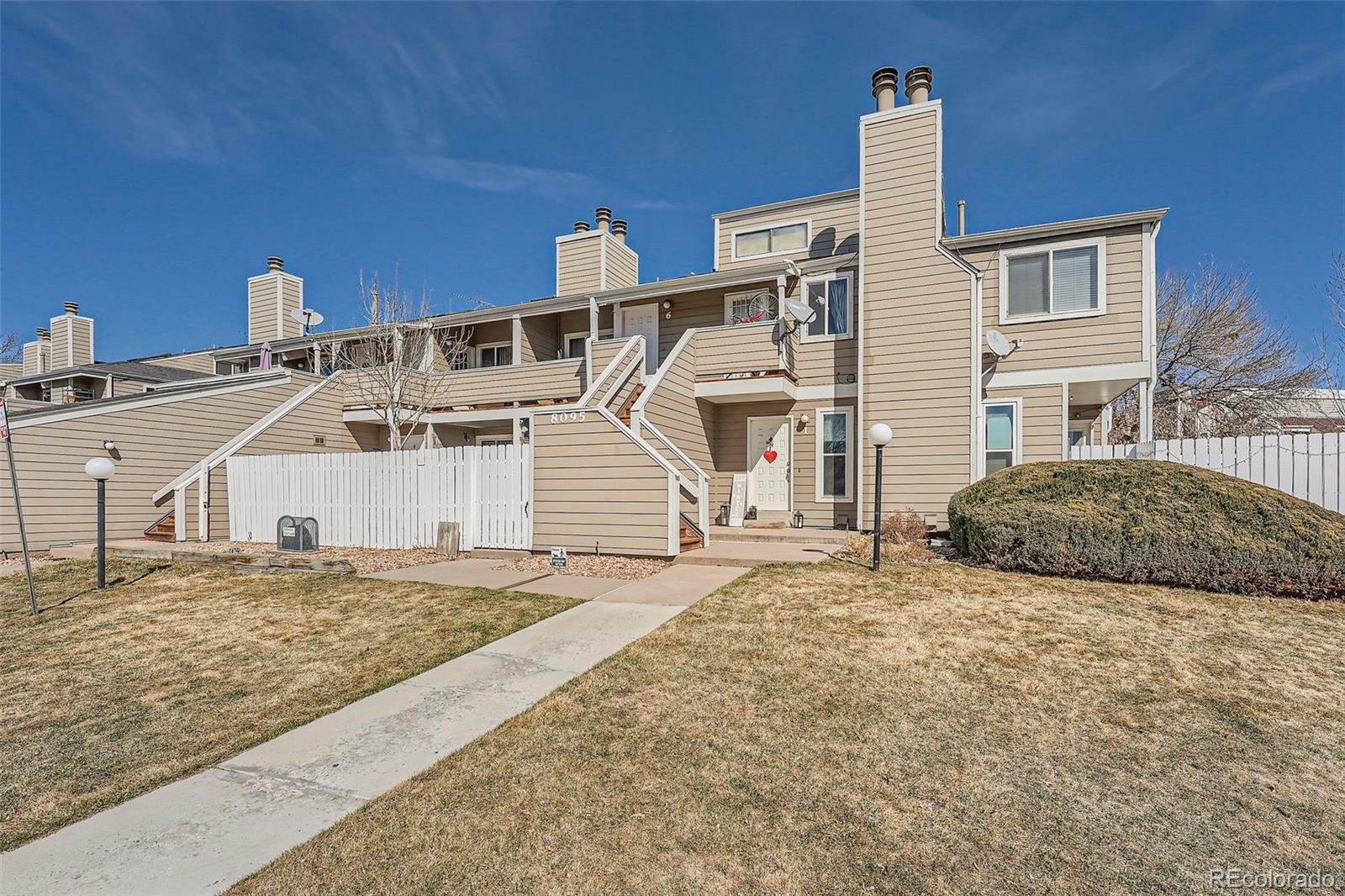 Indian Creek Denver Condo / Townhome | MLS #: 16888098095 E Colorado Avenue 5, Denver Beds: 2 Baths: 2 Price: $299,000
