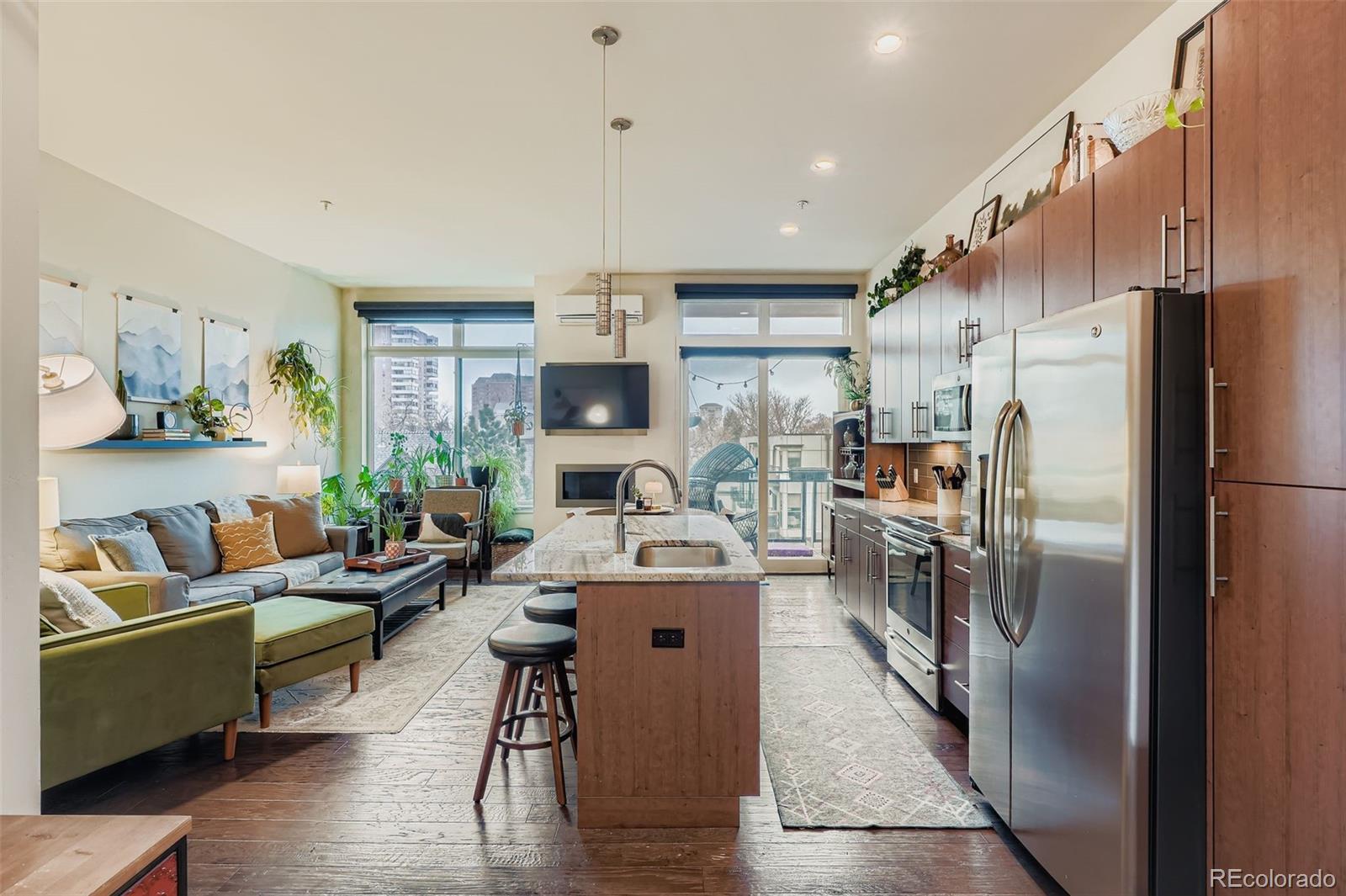 Speer Denver Condo / Townhome | MLS #: 9913552336 E 1st Avenue 304, Denver Beds: 2 Baths: 1 Price: $375,000