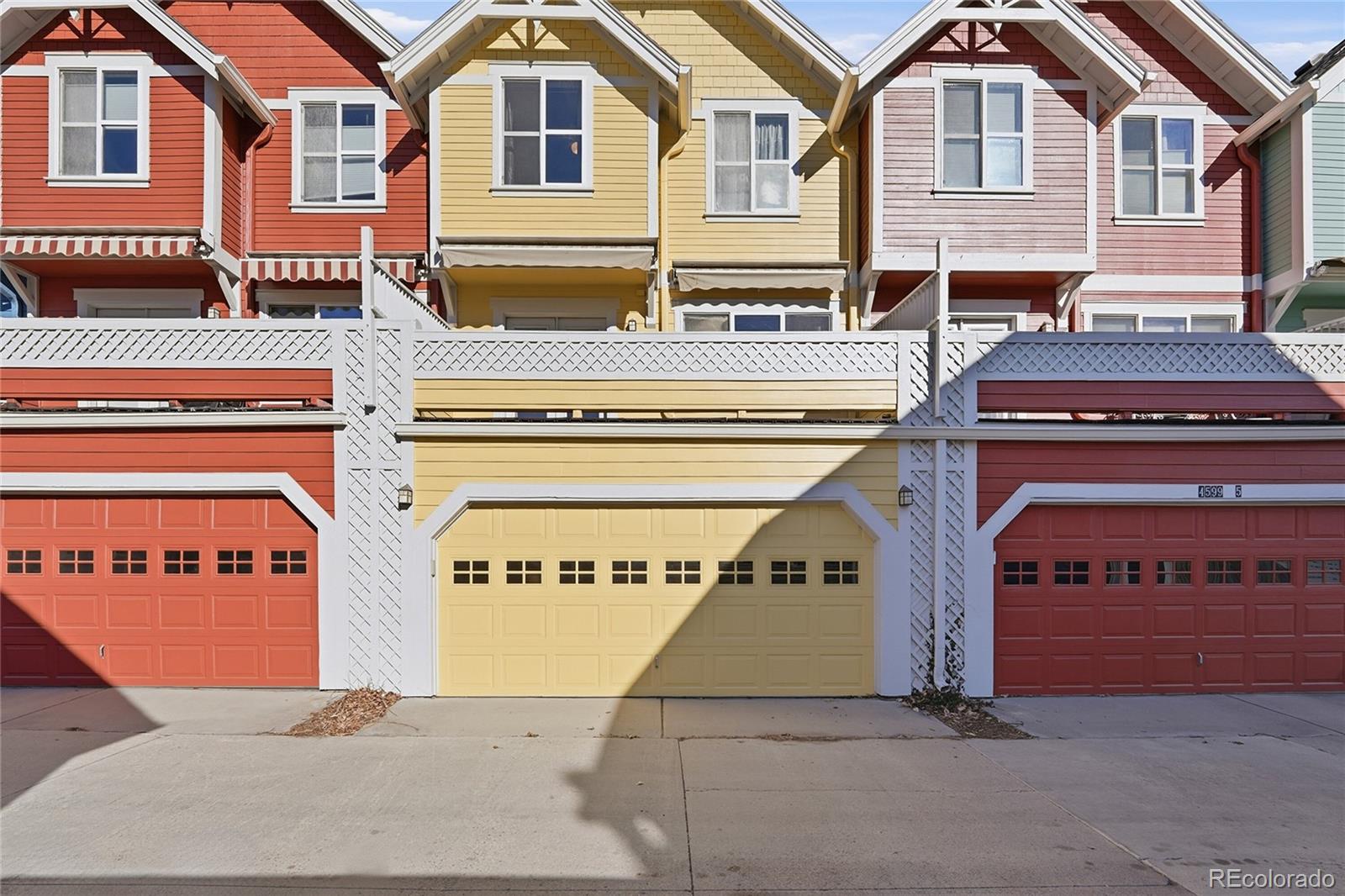 Highland Denver Condo / Townhome | MLS #: 98596324599 W 36th Place 6, Denver Beds: 3 Baths: 3 Price: $580,000