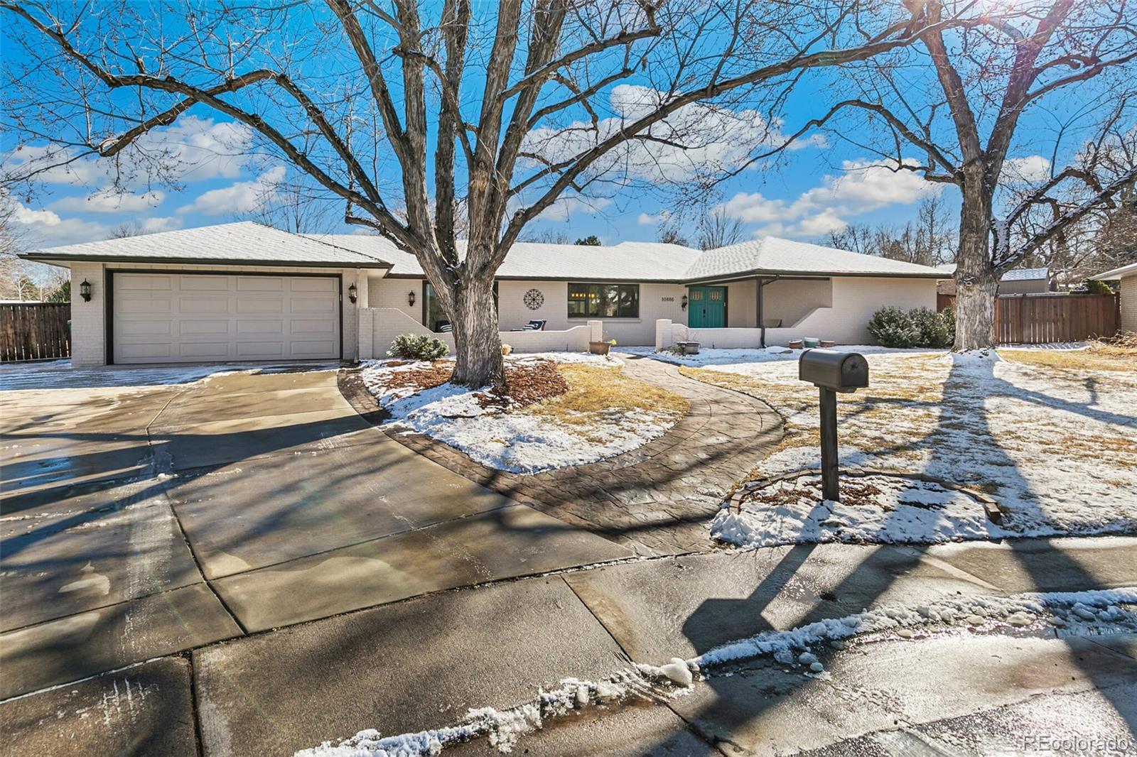 Applewood Knolls Lakewood Home | MLS #: 477795210886 W 31st Place, Lakewood Beds: 4 Baths: 5 Price: $1,349,000