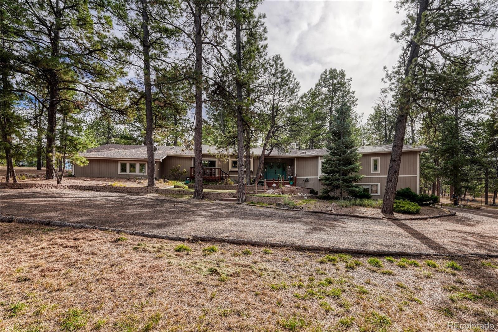  Elizabeth Home | MLS #: 821359737766  Timber Drive, Elizabeth Beds: 5 Baths: 5 Price: $950,000