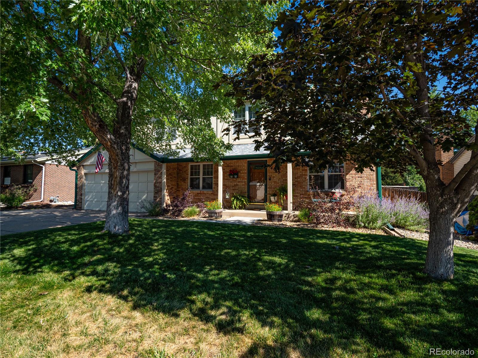 Crestridge Aurora Home | MLS #: 603885214613 E Harvard Avenue, Aurora Beds: 5 Baths: 4 Price: $549,500