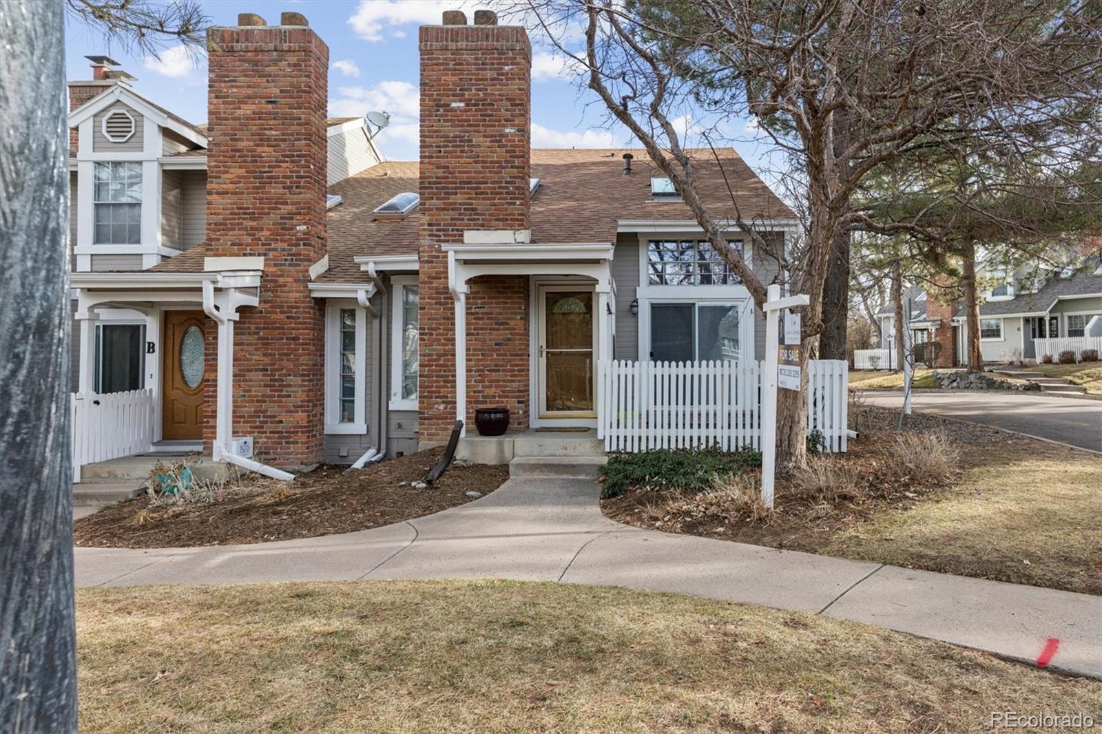 South Park Littleton Home | MLS #: 54709362881 W Long Drive, Littleton Beds: 2 Baths: 3 Price: $348,000