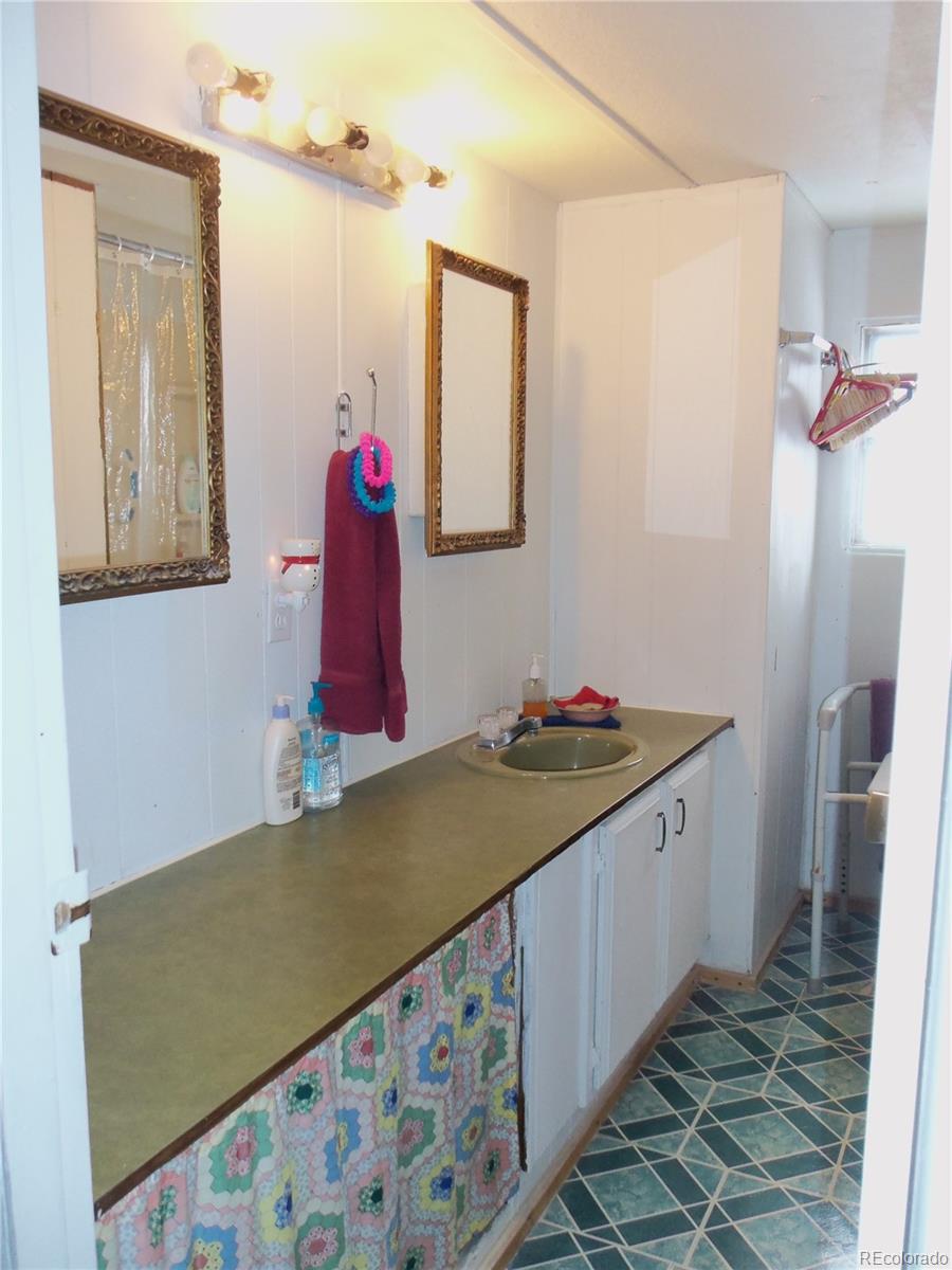 709  5th street, Hugo sold home. Closed on 2026-03-18 for $50,000.