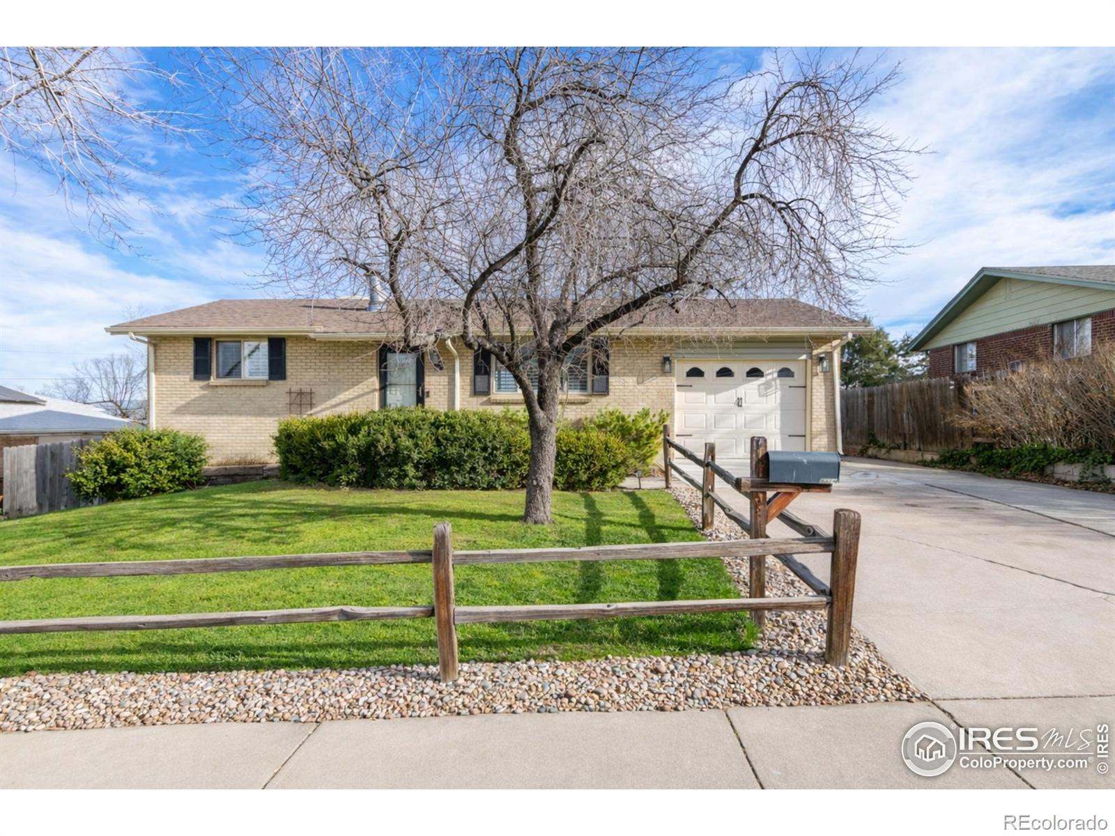 Woods Denver Home | MLS #: 45678910495048324  Mitze Way, Denver Beds: 3 Baths: 2 Price: $469,500