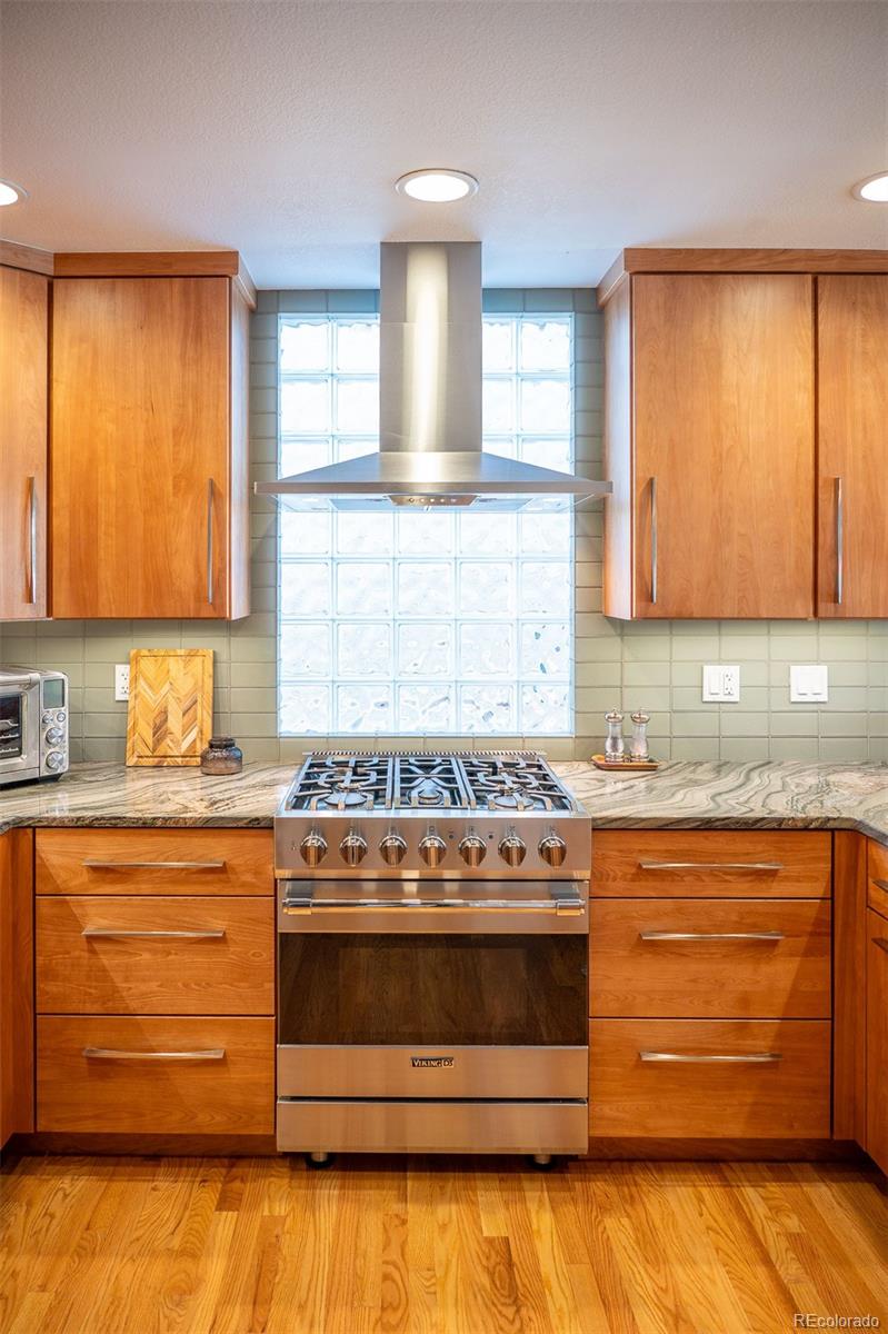  Golden Condo / Townhome | MLS #: 6852139733  15th Street , Golden Beds: 3 Baths: 4 Price: $1,250,000