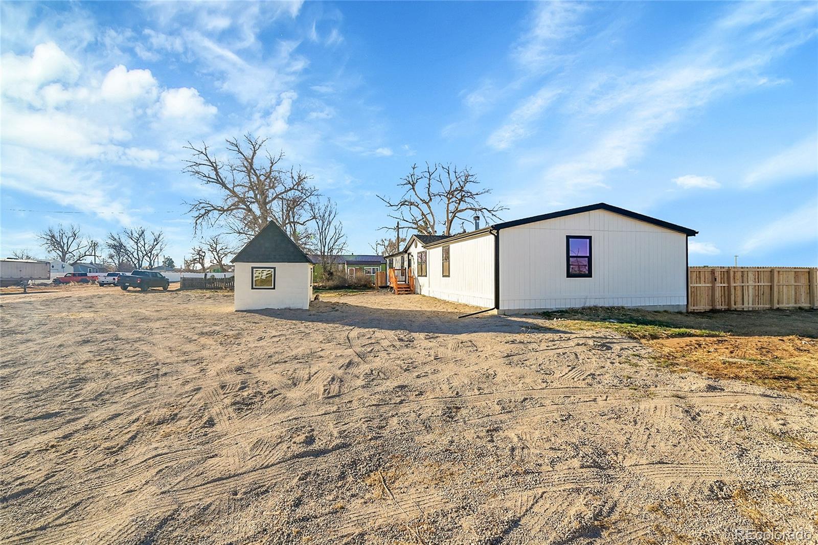 519 2nd street, Roggen sold home. Closed on 2026-02-26 for $365,000.