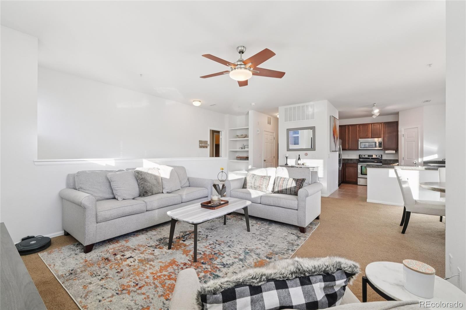 Lowry Denver Condo / Townhome | MLS #: 98278589637 E 5th Avenue 206, Denver Beds: 1 Baths: 2 Price: $318,000