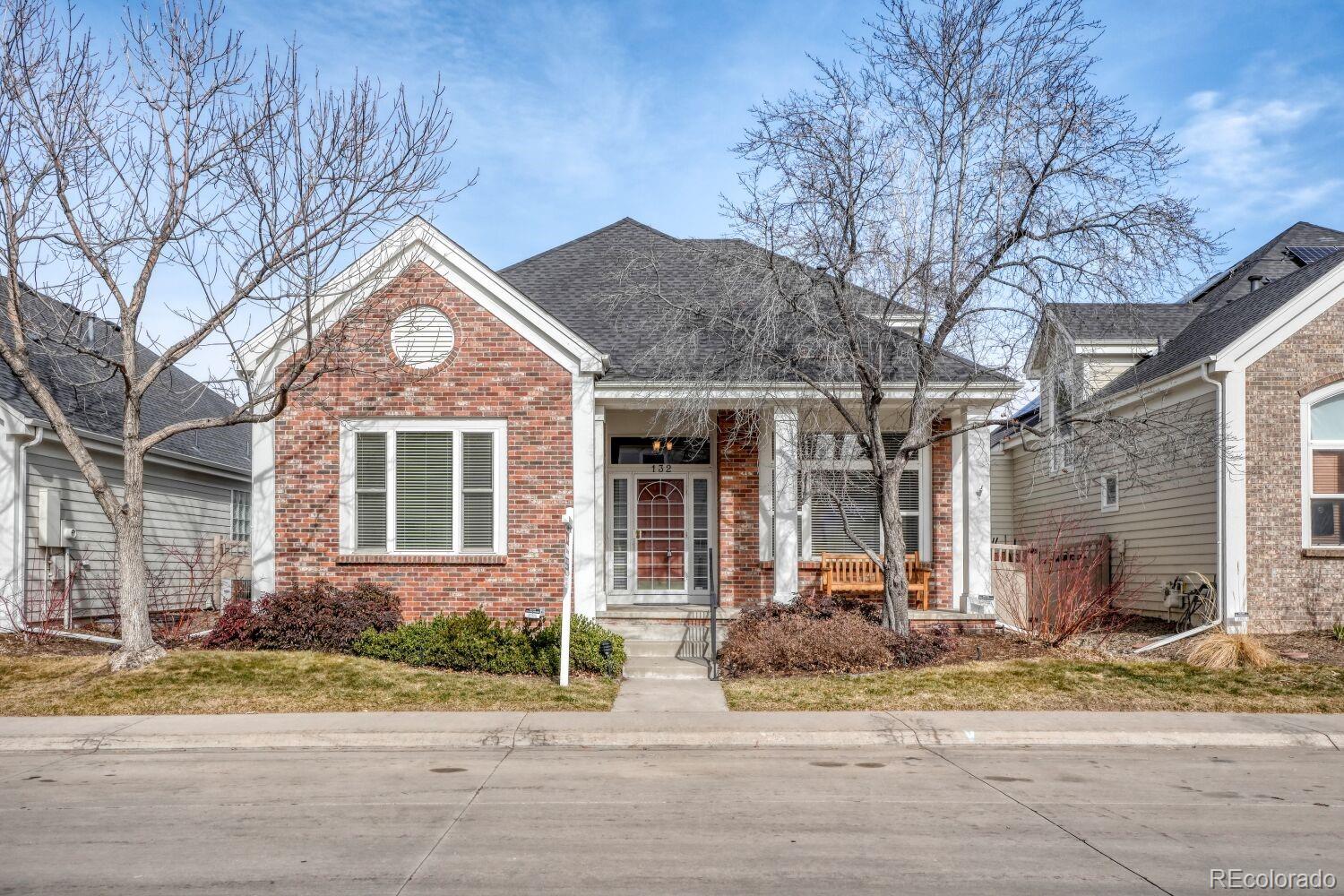1011 s valentia street, Denver sold home. Closed on 2026-03-20 for $705,000.
