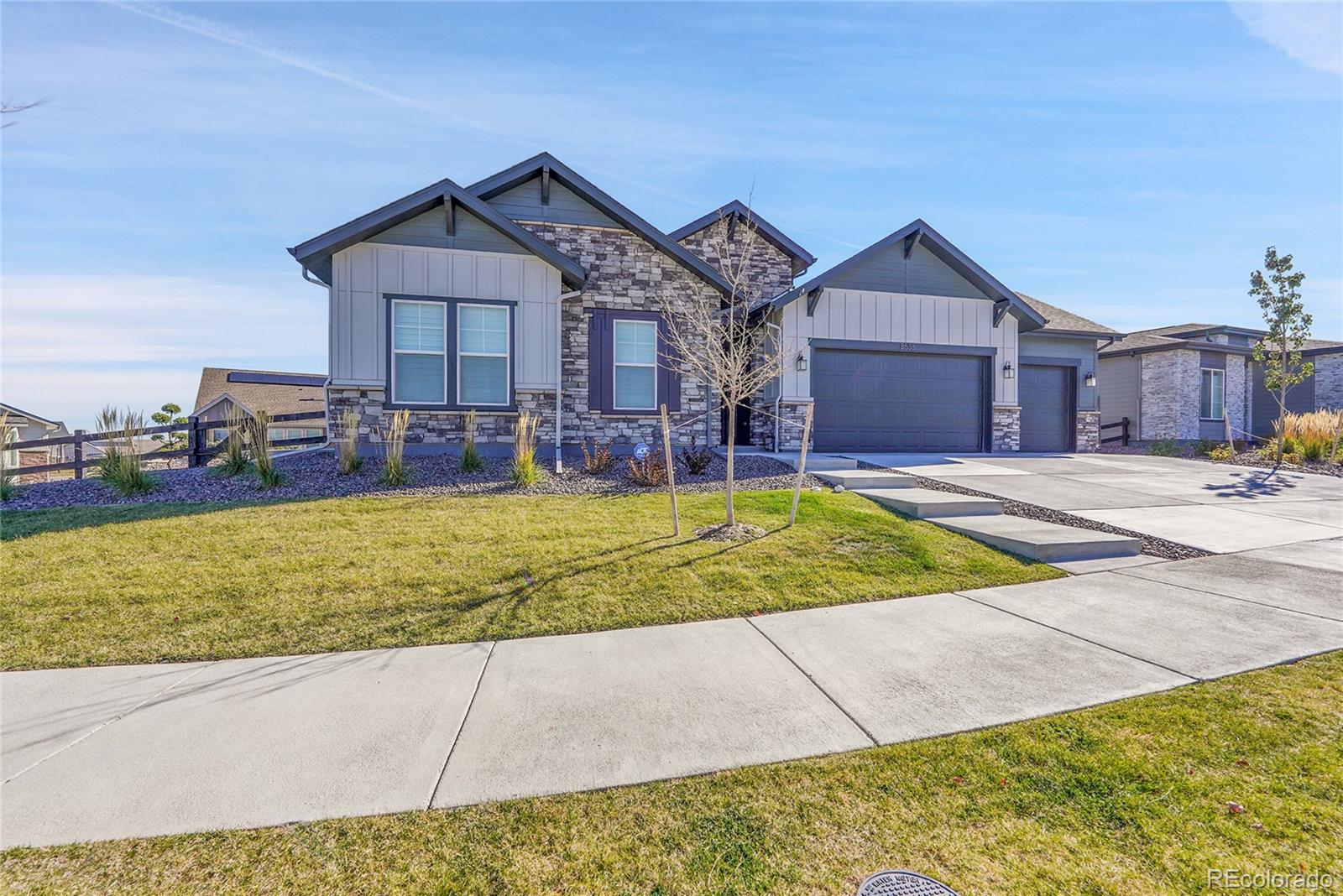 Inspiration Aurora Home | MLS #: 44207908538 S Quatar Street, Aurora Beds: 3 Baths: 3 Price: $900,000